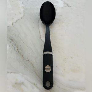 KITCHEN AID BLACK COOKING SPOON